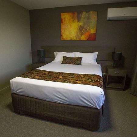 Gladstone Reef Hotel Motel Экстерьер фото