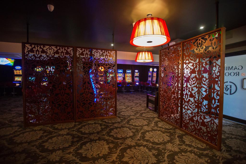 Gladstone Reef Hotel Motel Экстерьер фото