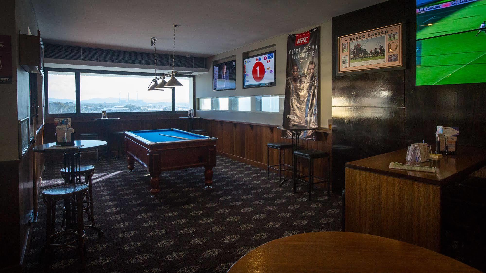 Gladstone Reef Hotel Motel Экстерьер фото
