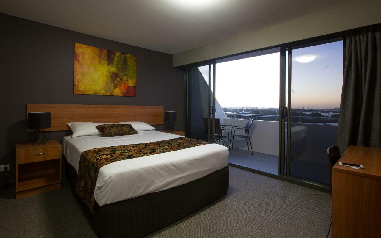 Gladstone Reef Hotel Motel Экстерьер фото